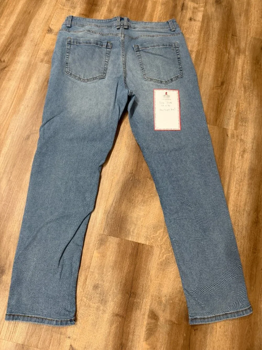 The Perfect Jean NYC | Slim Thick | 33x30 | Sky (light blue) - Picture 2 of 3
